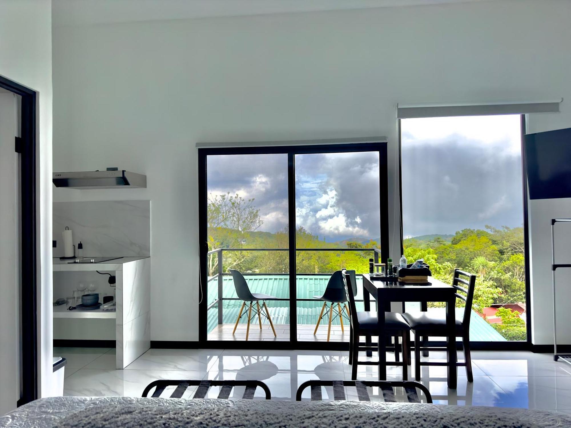 Black & White Apartments Monteverde Екстериор снимка