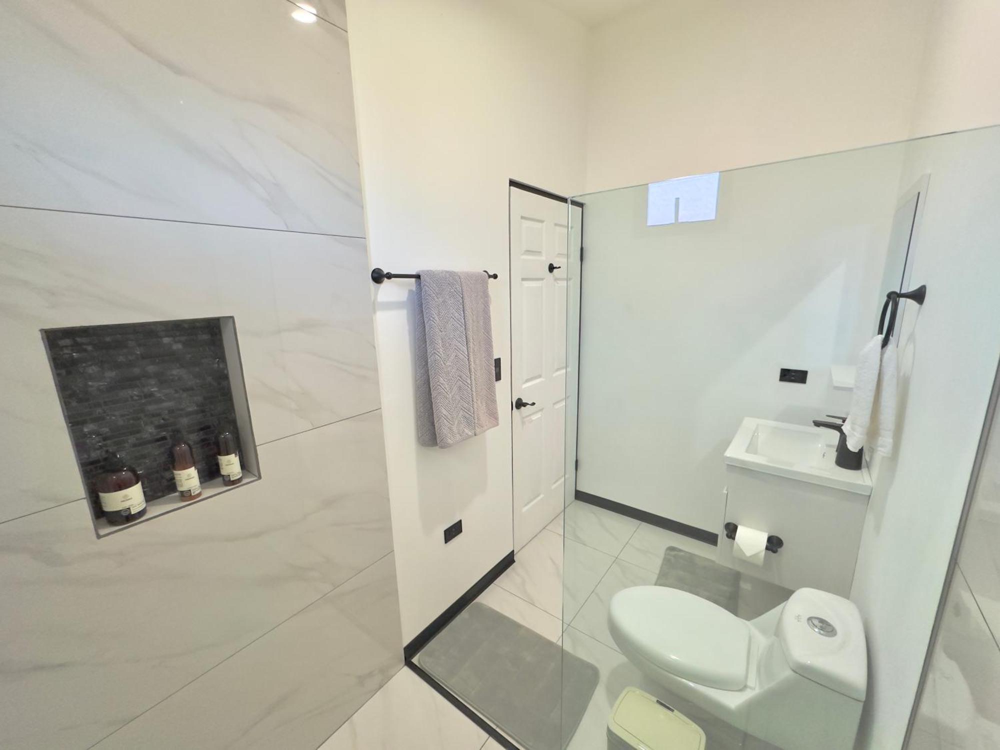 Black & White Apartments Monteverde Екстериор снимка