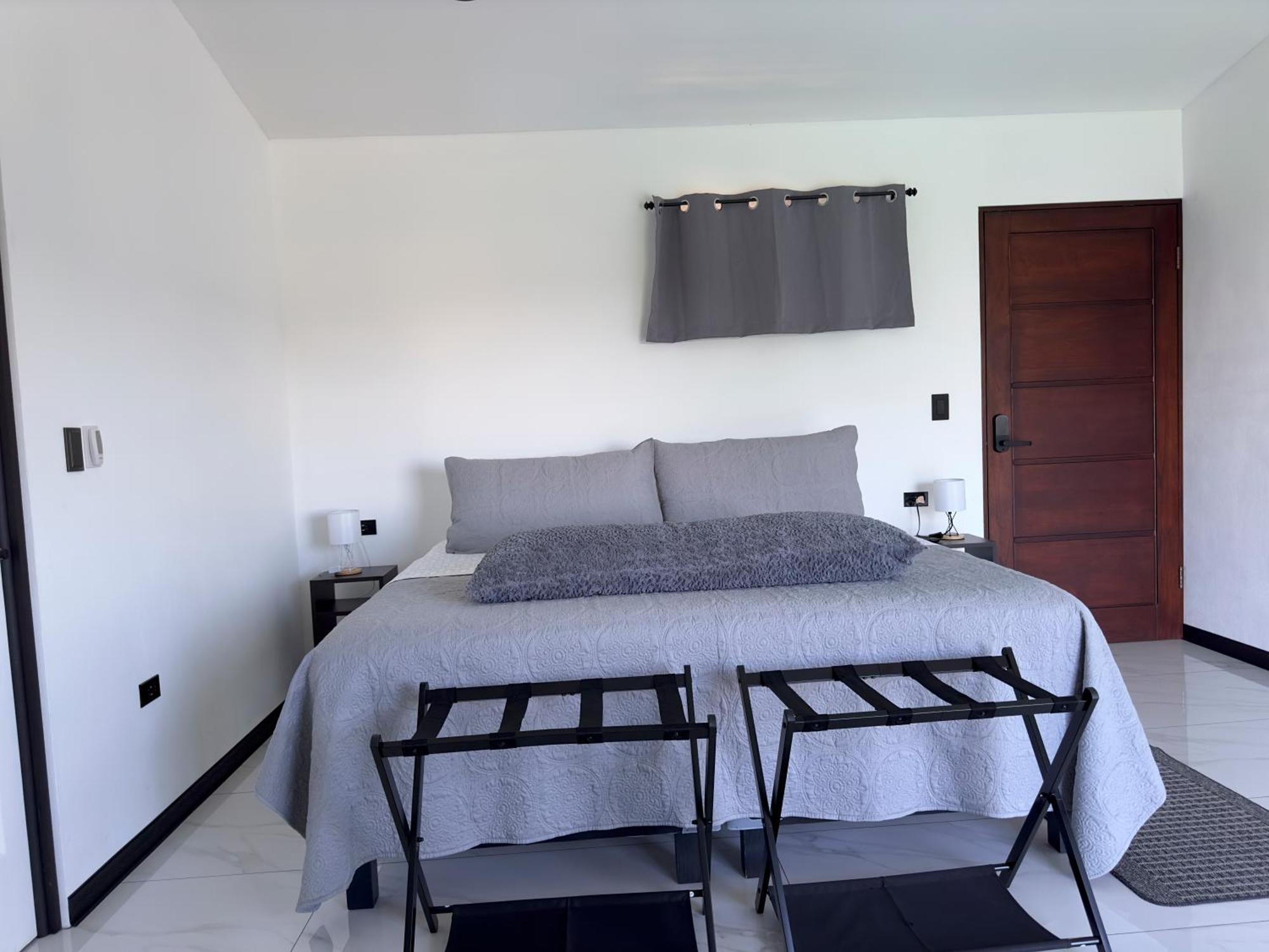 Black & White Apartments Monteverde Екстериор снимка
