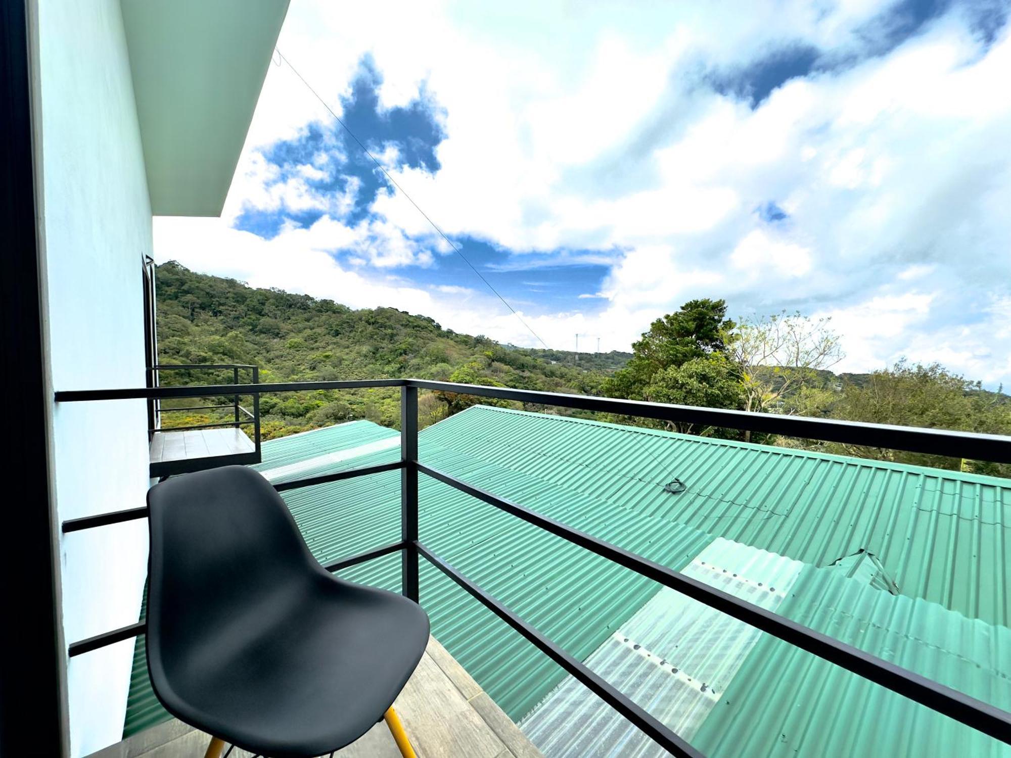 Black & White Apartments Monteverde Екстериор снимка